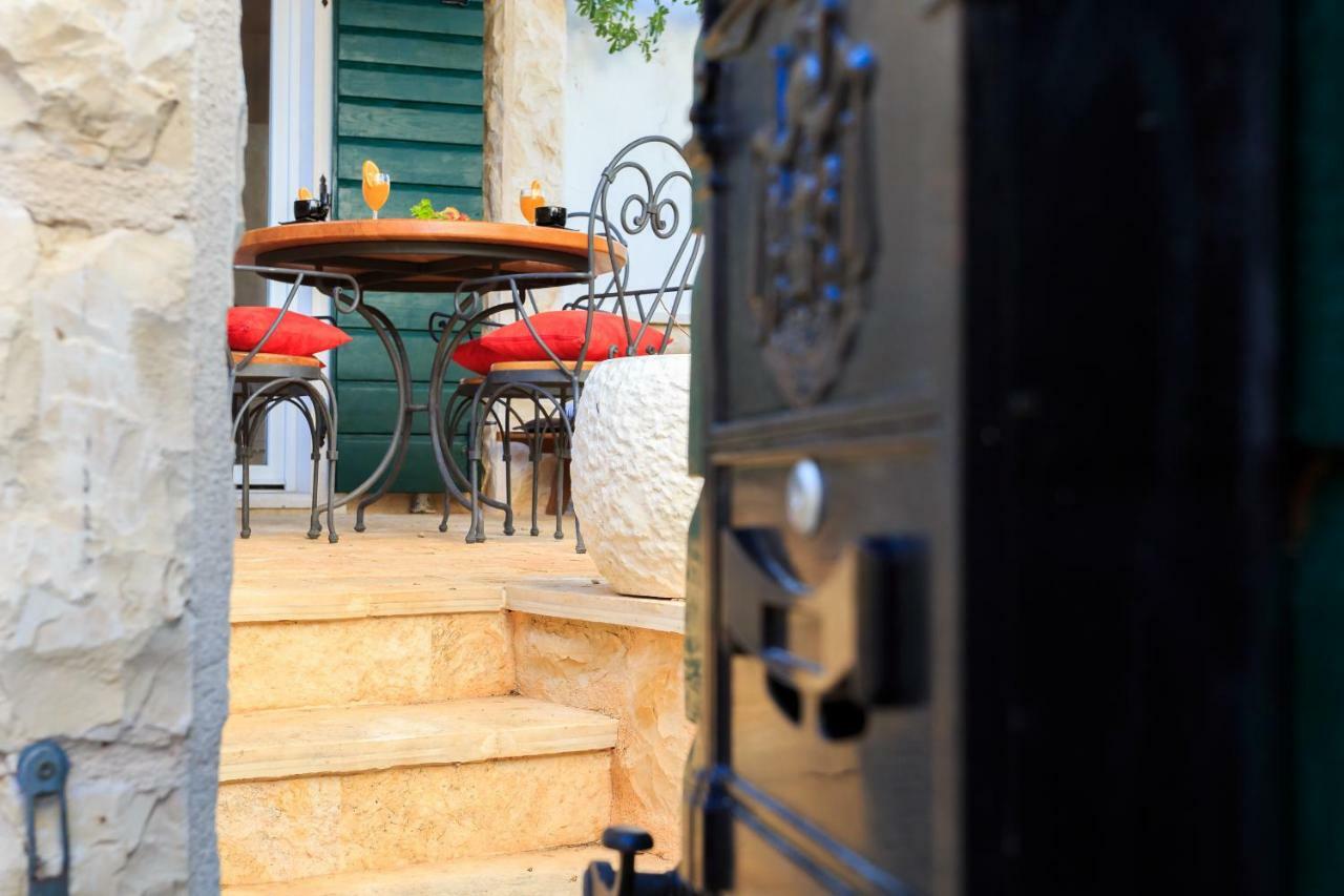 Holiday Home Primabella Примоштен Экстерьер фото